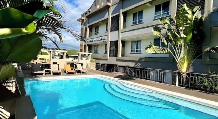 Mo2 Westown Hotel San Juan Баколод Экстерьер фото