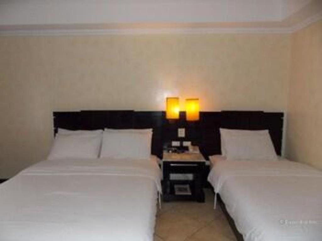 Mo2 Westown Hotel San Juan Баколод Экстерьер фото